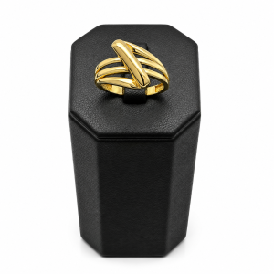 Ring-Crossover-71